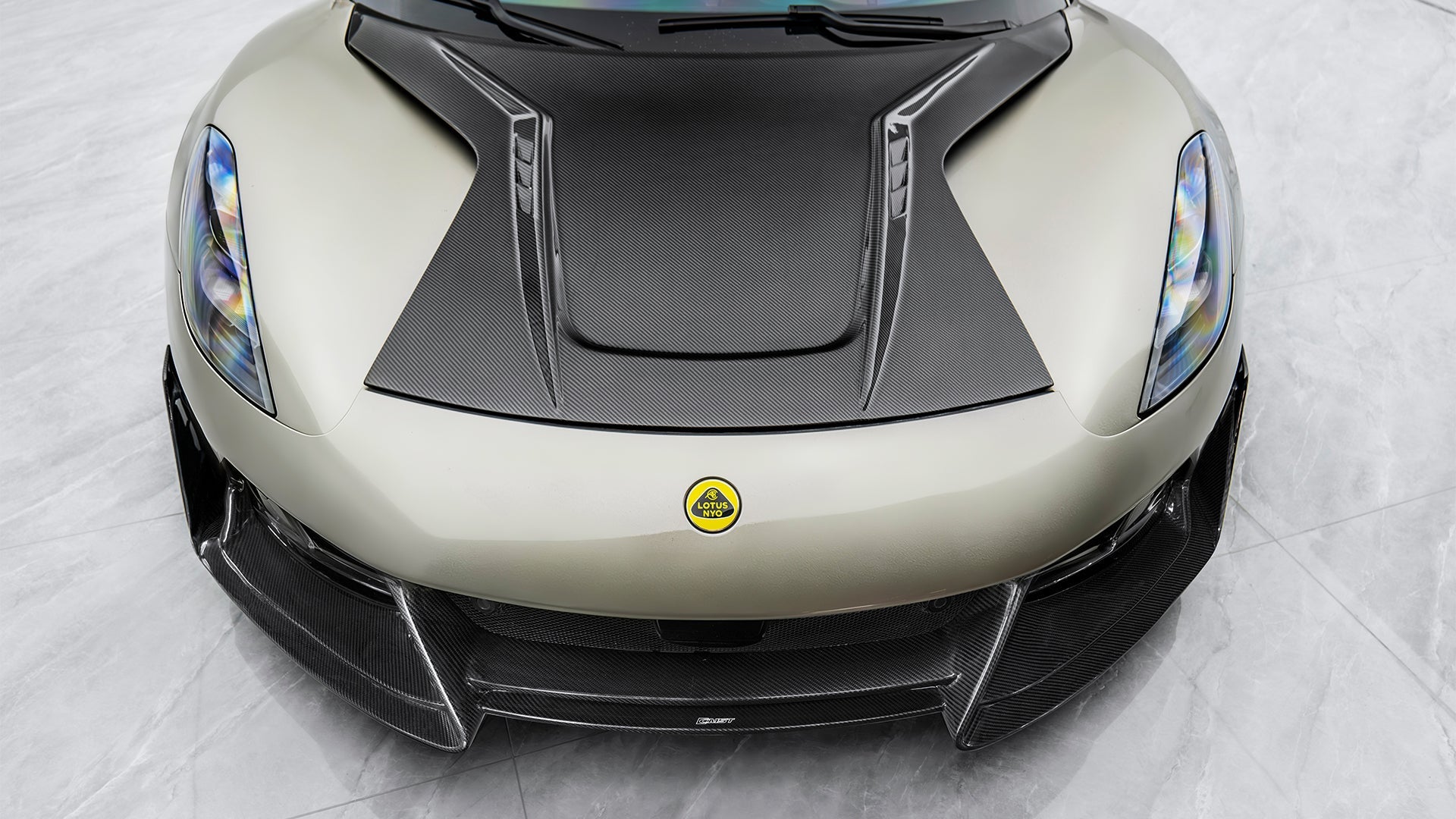 CMST Dry - Carbon (Prepreg) Lotus Emira (2021 - 2025) Bonnet Aftermarket Carbon Fiber Part / Bodykit - Robot Bodykits