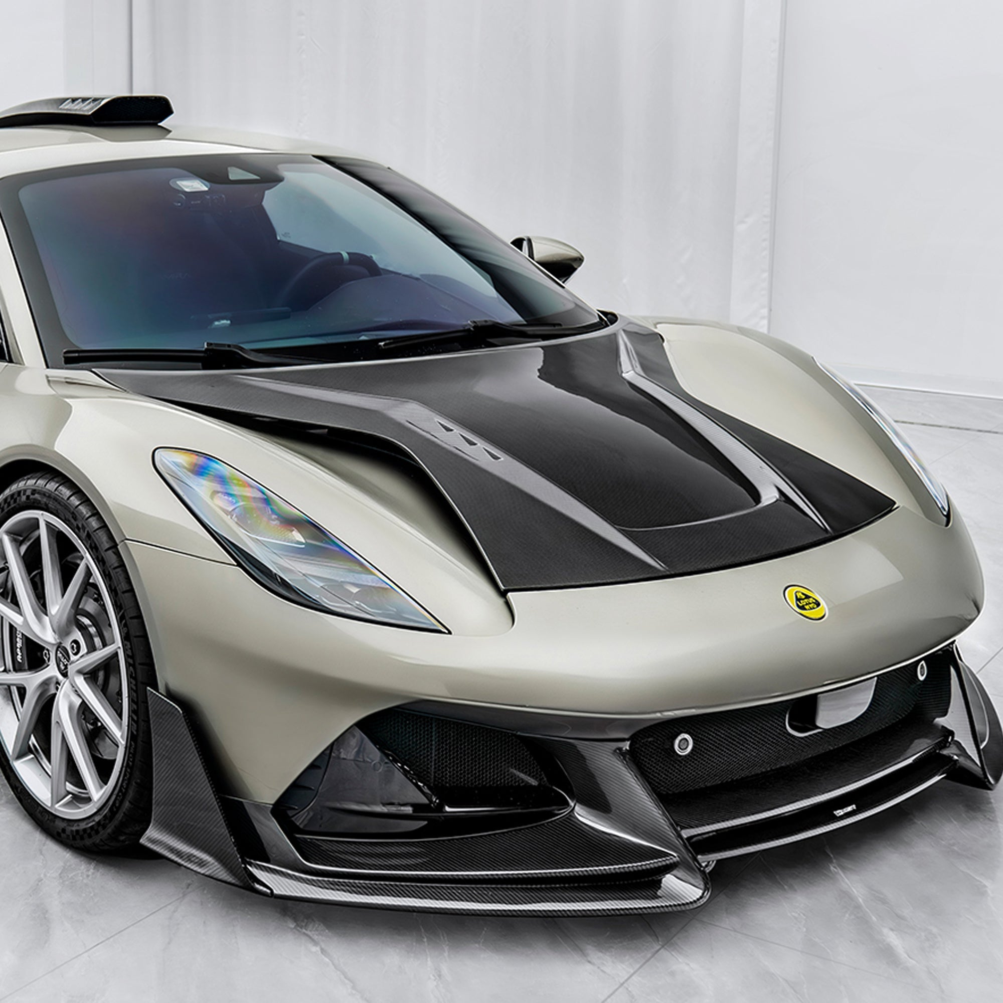 CMST Dry - Carbon (Prepreg) Lotus Emira (2021 - 2025) Bonnet Aftermarket Carbon Fiber Part / Bodykit - Robot Bodykits
