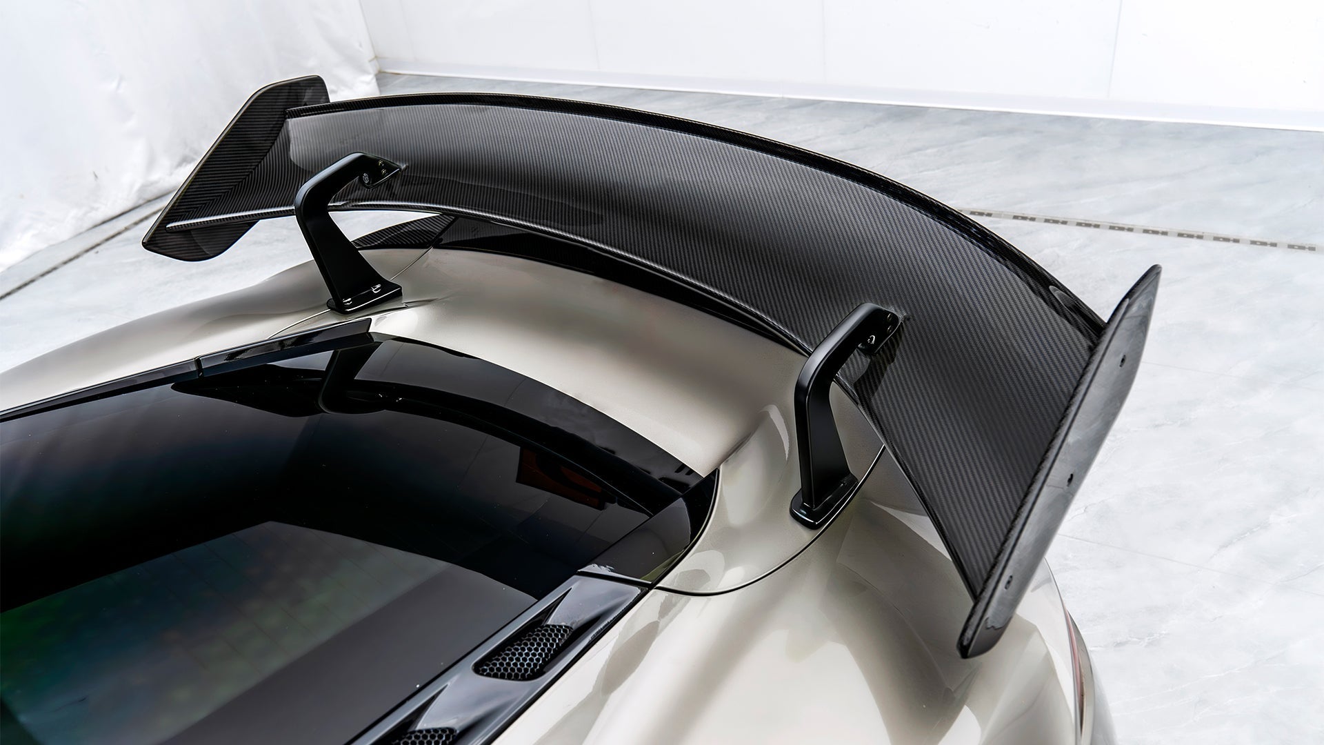 CMST Dry - Carbon (Prepreg) Lotus Emira Full Bodykit (2021 - 2025) Aftermarket Carbon Fiber Part / Bodykit - Robot Bodykits