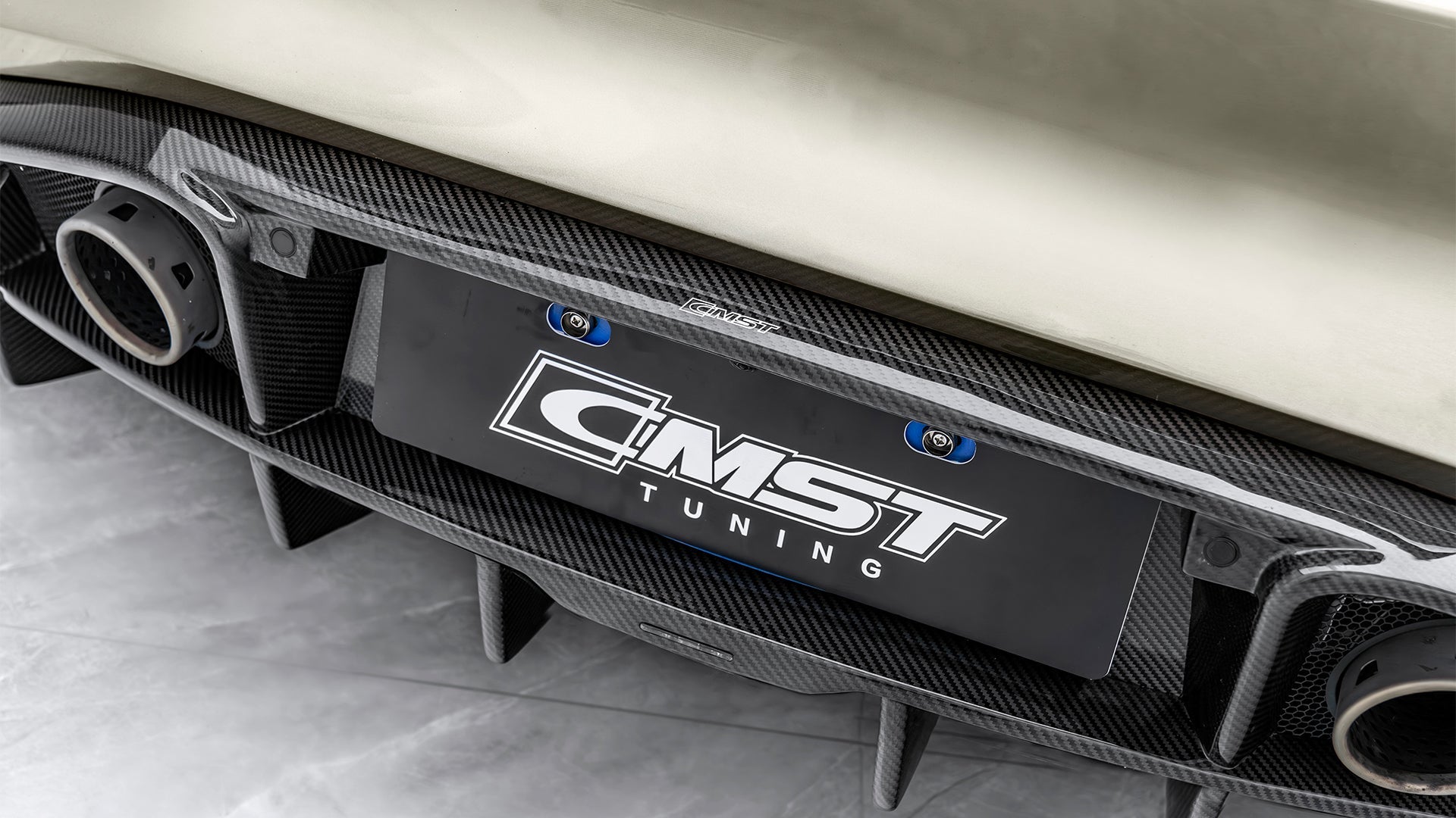 CMST Dry - Carbon (Prepreg) Lotus Emira Full Bodykit (2021 - 2025) Aftermarket Carbon Fiber Part / Bodykit - Robot Bodykits