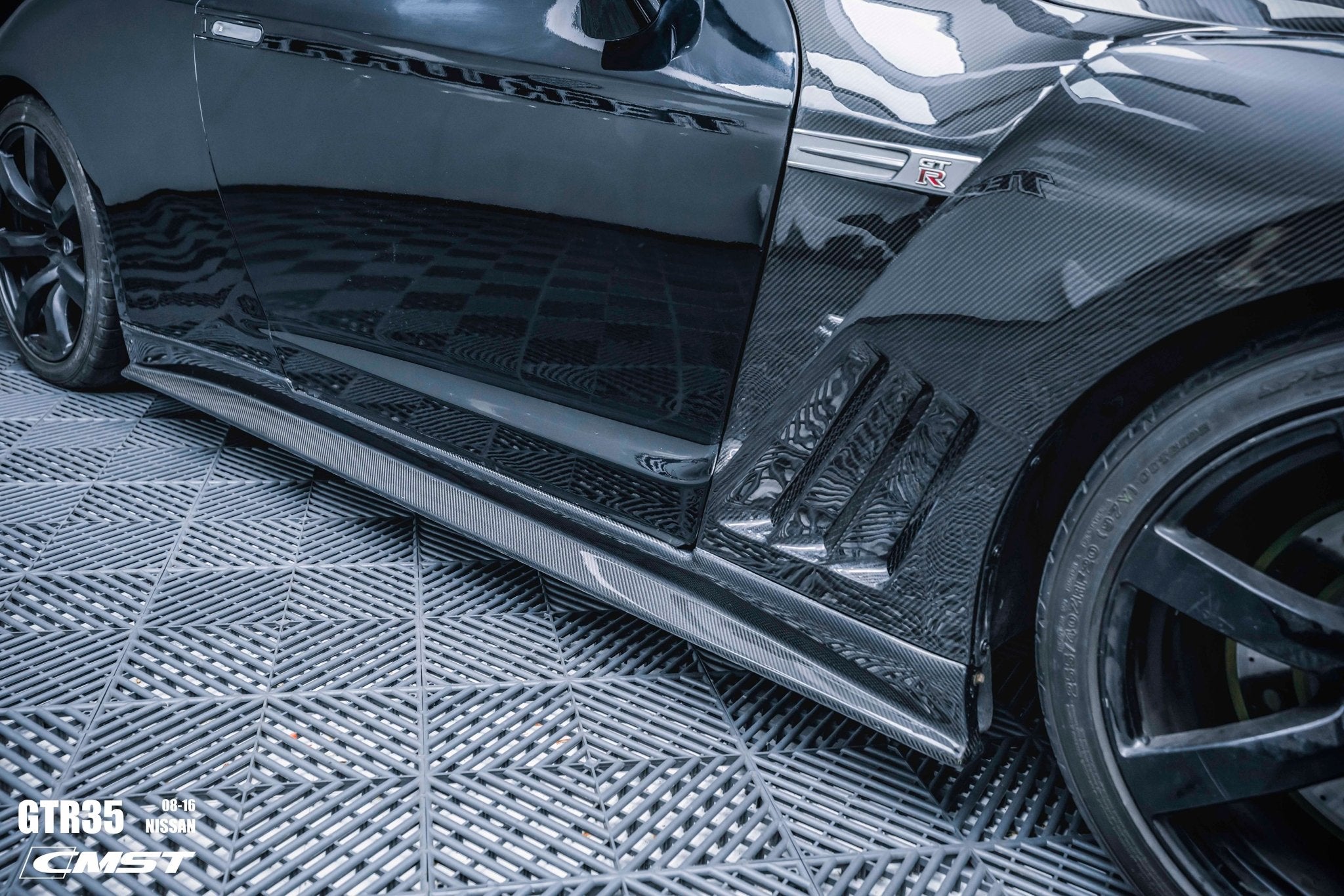 CMST Nissan GTR 2008 - 2016 R35 Full Carbon Fibre Bodykit Aftermarket Carbon Fiber Part / Bodykit - Robot Bodykits