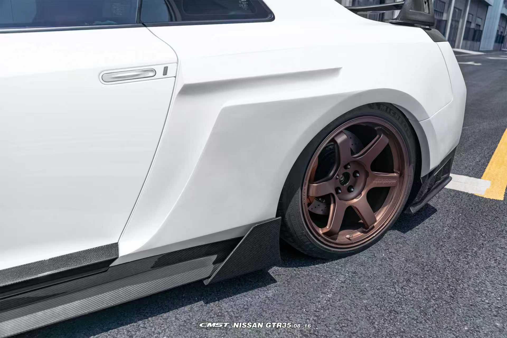 CMST Nissan GTR R35 Carbon Fibre Widebody Kit 2008 - 2016 Aftermarket Carbon Fiber Part / Bodykit - Robot Bodykits