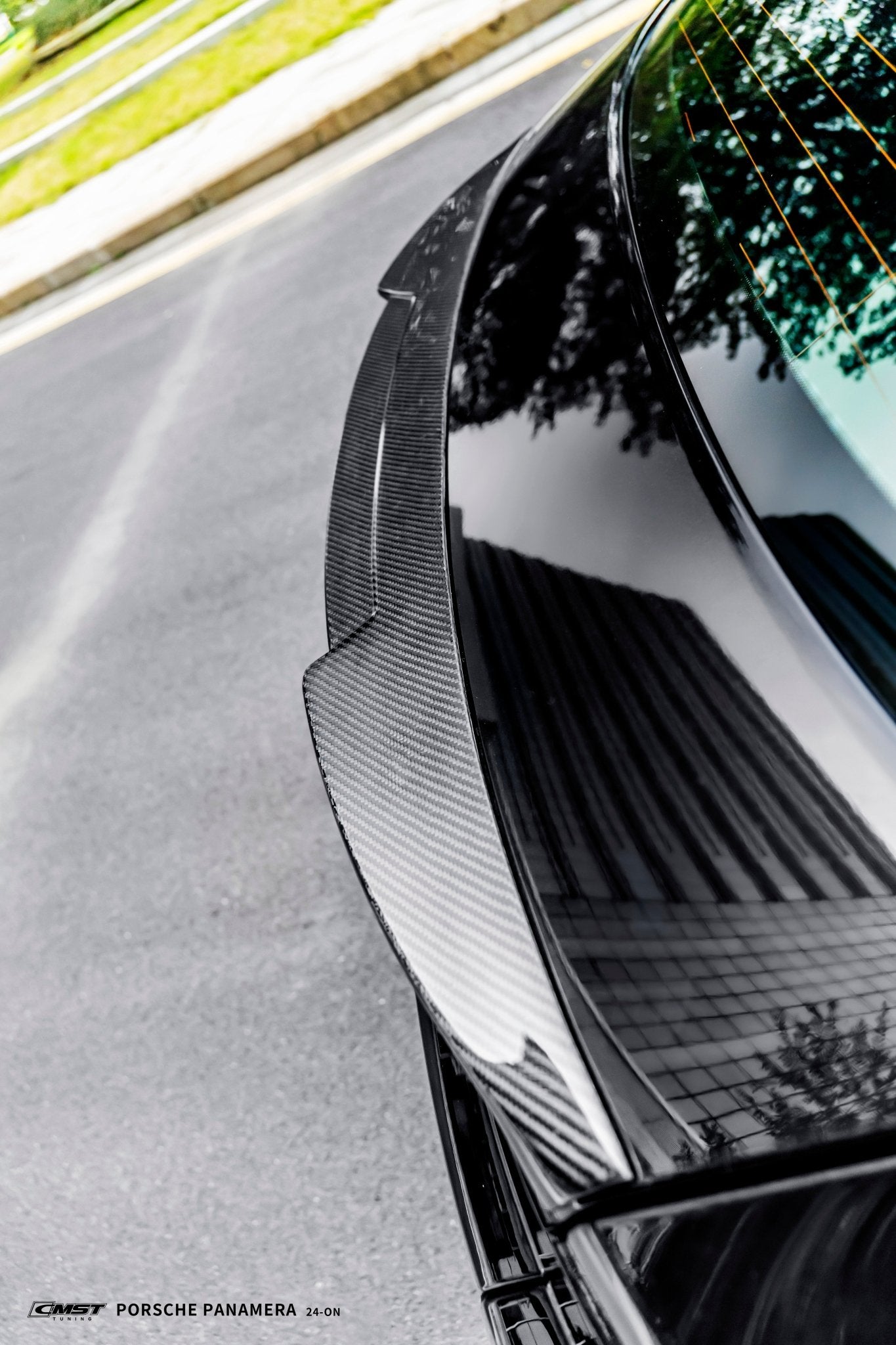 CMST Porsche Panamera 976 Base 4 4S E - Hybrid Dry Carbon Full Bodykit Aftermarket Carbon Fiber Part / Bodykit - Robot Bodykits