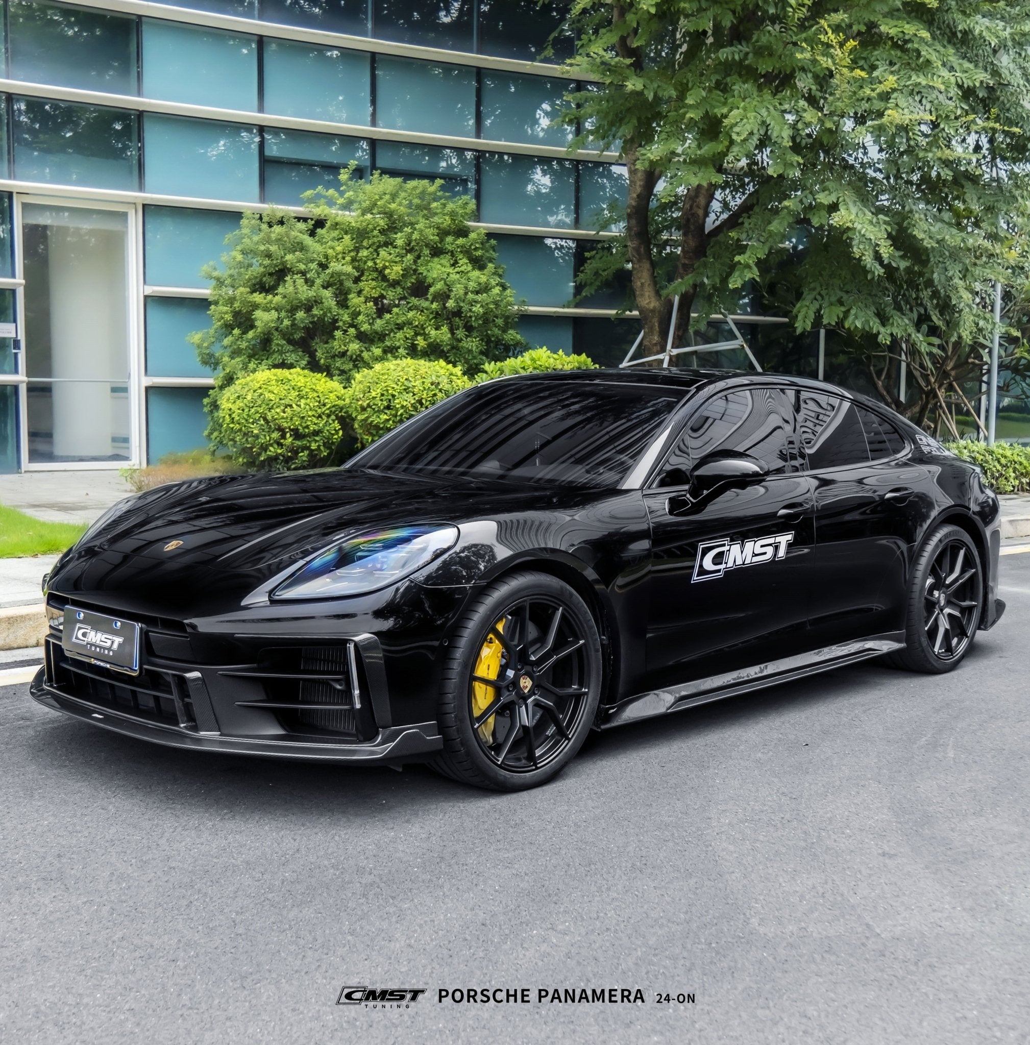 CMST Porsche Panamera 976 Base 4 4S E - Hybrid Dry Carbon Full Bodykit Aftermarket Carbon Fiber Part / Bodykit - Robot Bodykits