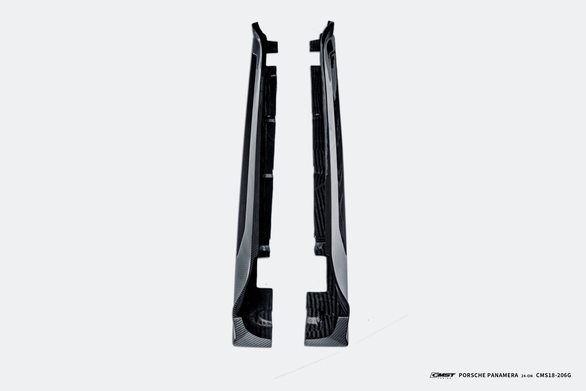 CMST Porsche Panamera 976 Base 4 4S E - Hybrid Dry Carbon Full Bodykit Aftermarket Carbon Fiber Part / Bodykit - Robot Bodykits