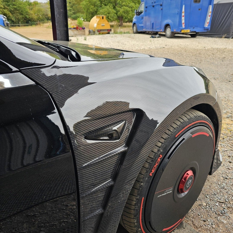 CMST Tesla Model 3 Lightweight Dry-Carbon Fiber Front Fender Replacement (1.58KG) Aftermarket Carbon Fiber Part / Bodykit - Robot Bodykits
