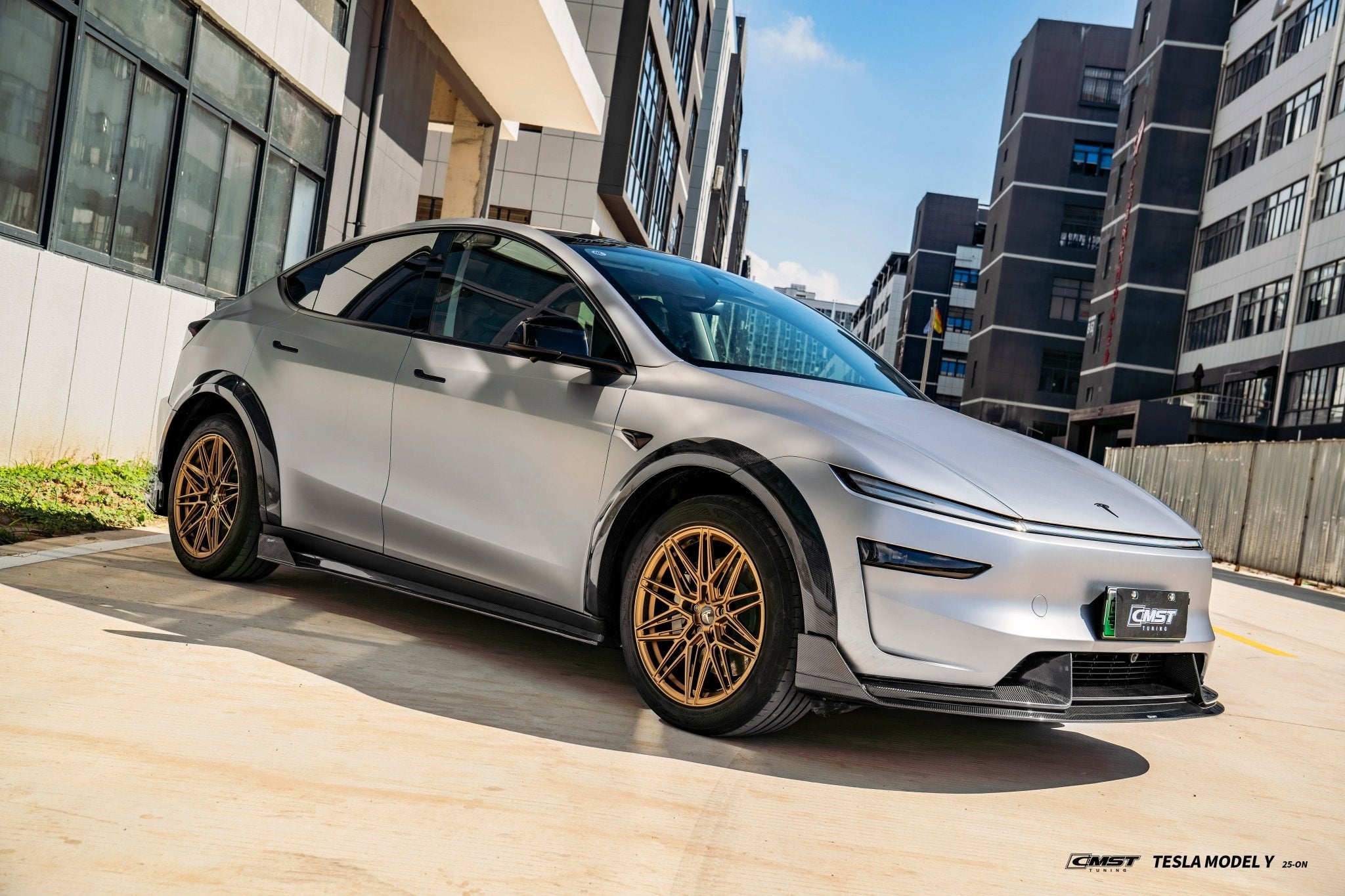 CMST Tesla Model Y Juniper (2024+) Full Carbon Fibre Bodykit + Wide Arch Extensions Aftermarket Carbon Fiber Part / Bodykit - Robot Bodykits