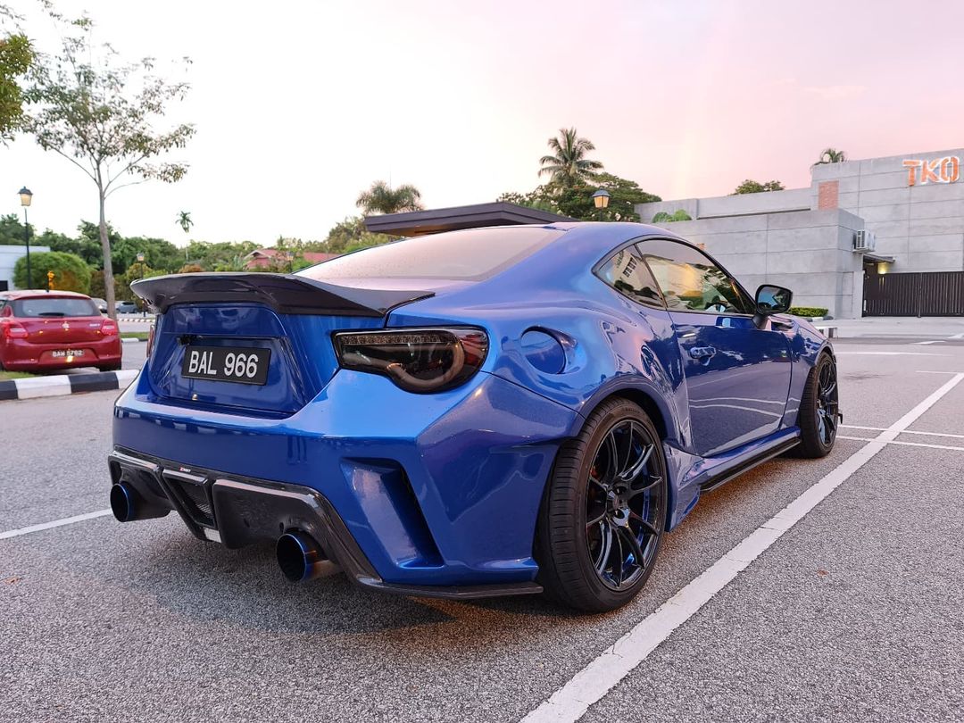 CMST Tuning Carbon Fiber Widebody 