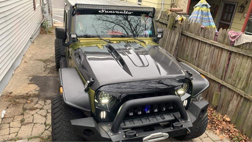 CMST Tuning Hood Bonnet for Jeep Wrangler Rubicon Sahara Sport S Carbon Fiber/FRP Aftermarket Carbon Fiber Part / Bodykit - Robot Bodykits