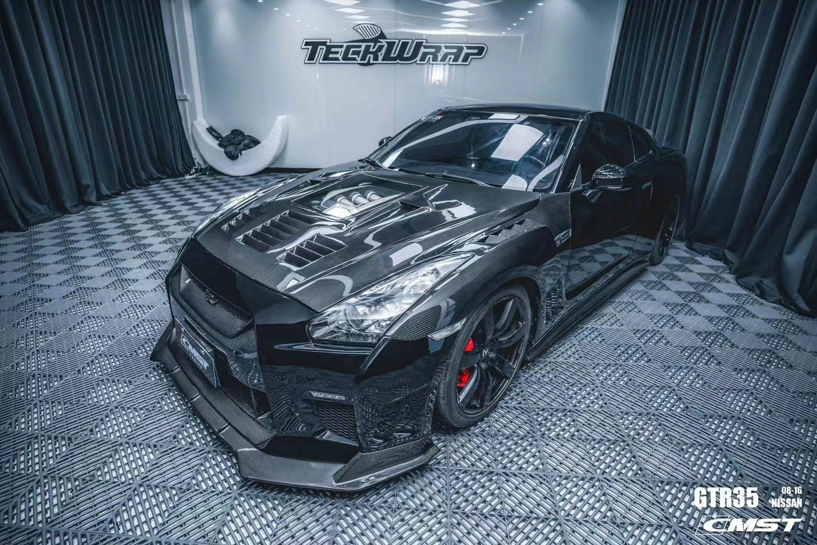 CMST Tuning Pre-preg Carbon Fiber Front Fenders for Nissan GTR GT-R R35 2008-2022 (Pair) Aftermarket Carbon Fiber Part / Bodykit - Robot Bodykits