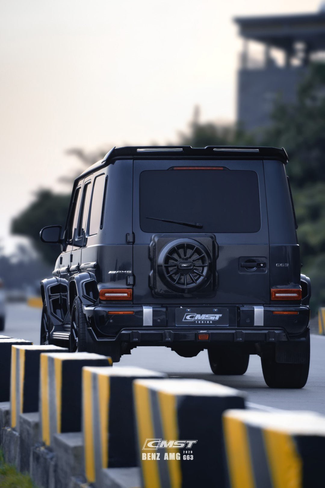 CMST Tuning Pre-preg Carbon Fiber Spare Tire Delete for Mercedes Benz G63 / G550 / G500 W464 Aftermarket Carbon Fiber Part / Bodykit - Robot Bodykits