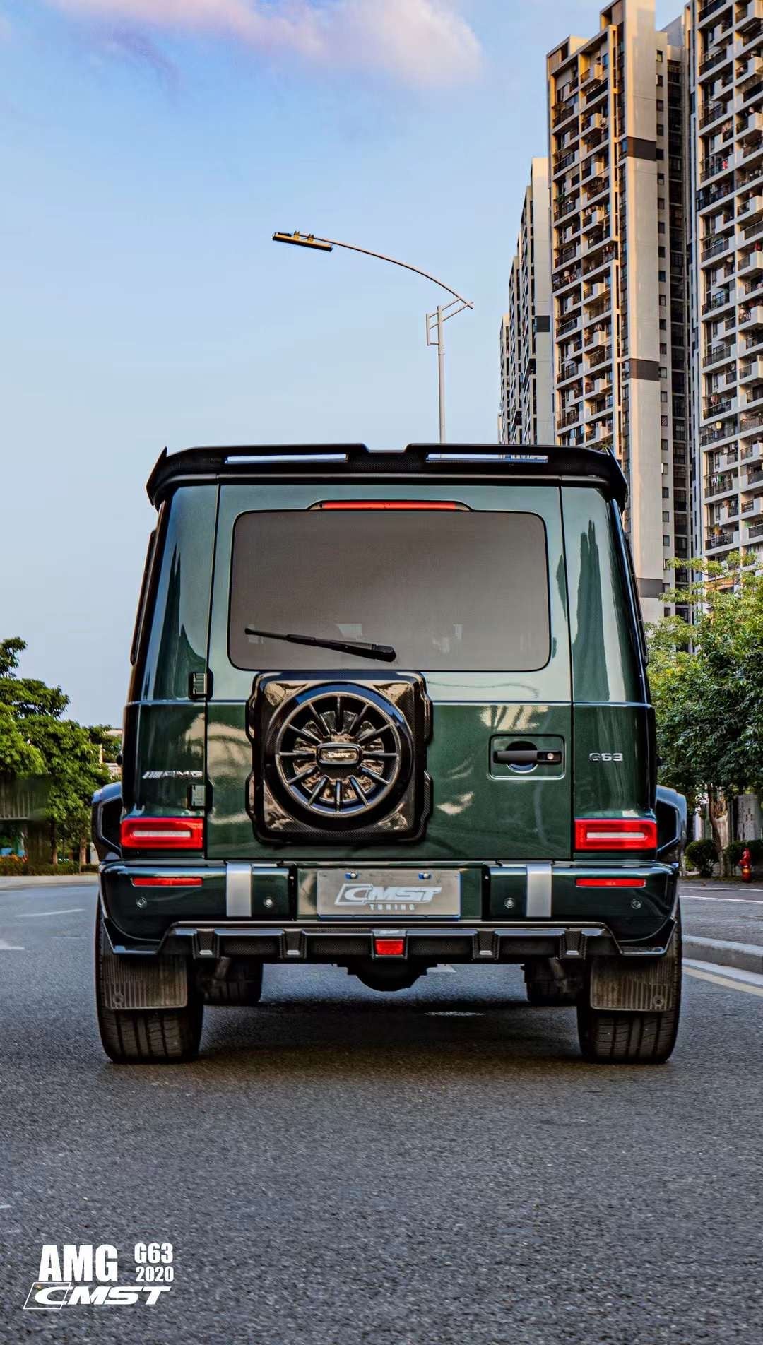 CMST Tuning Pre-preg Carbon Fiber Spare Tire Delete for Mercedes Benz G63 / G550 / G500 W464 Aftermarket Carbon Fiber Part / Bodykit - Robot Bodykits