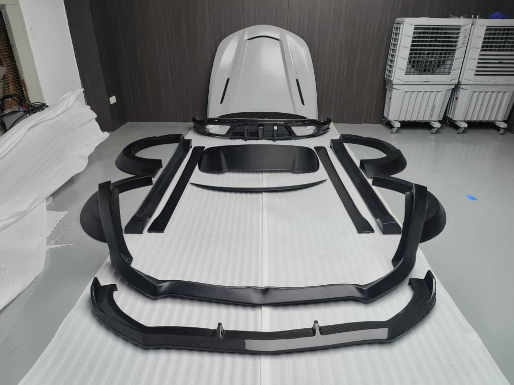 SD Carbon Partial Carbon Fiber Widebody Kit For Alfa Romeo Stelvio 2.0T