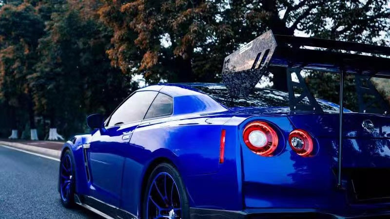 Robot Craftsman Nissan GTR Body Kit (R35) Fibre Glass Reinforced Plastic Complete Body Kit (FRP)