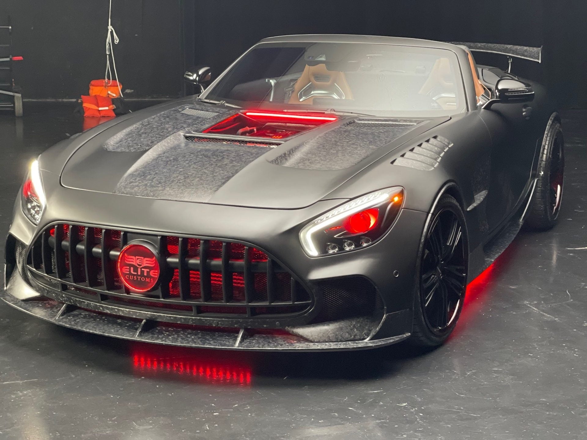 CMST Carbon Fiber Clear View Tempered Glass Transparent Hood Black Series Style for Mercedes Benz C190 AMG GT GTS GTC GTR 2015-2021 - Robot Bodykits