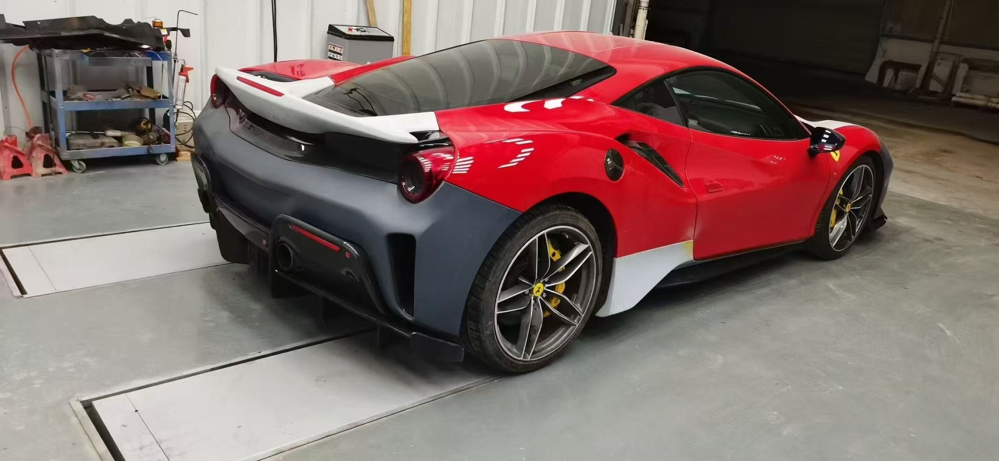 Ferrari 488GTB Upgrade to Pista Full Conversion Body Kit (Plastic & Dry - Carbon) Aftermarket Carbon Fiber Part / Bodykit - Robot Bodykits