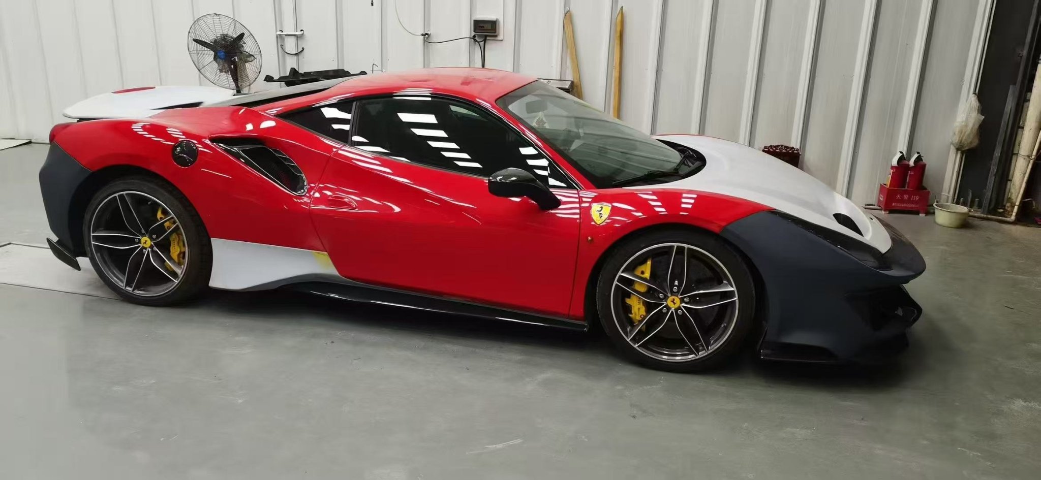 Ferrari 488GTB Upgrade to Pista Full Conversion Body Kit (Plastic & Dry - Carbon) Aftermarket Carbon Fiber Part / Bodykit - Robot Bodykits