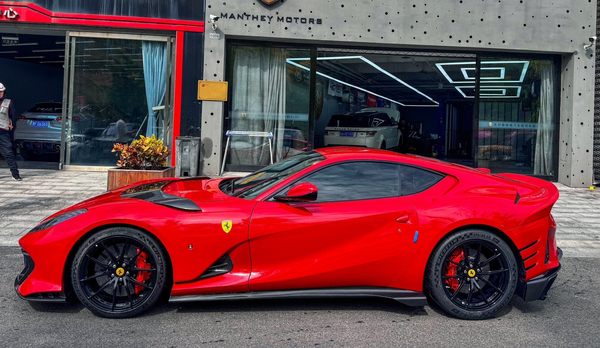 Ferrari 812 Superfast / GTS to Competizione Style Carbon Fibre Front End + Side Skirt Conversion (Aftermarket) Aftermarket Carbon Fiber Part / Bodykit - Robot Bodykits