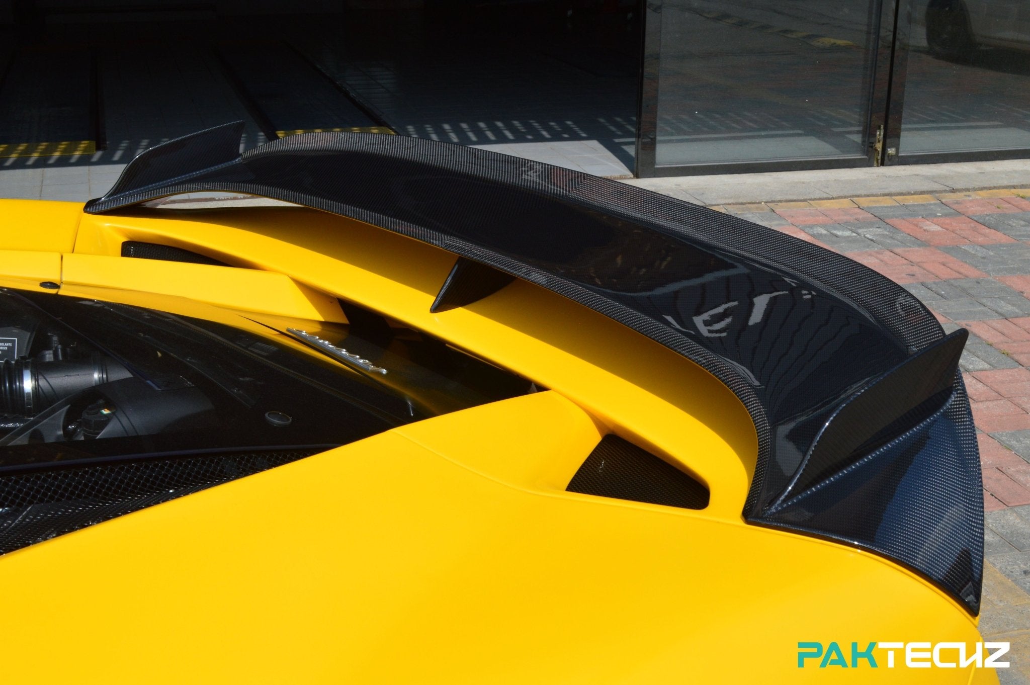 Ferrari F8 Paktechz Full Dry Carbon Aerodynamics kit Aftermarket Carbon Fiber Part / Bodykit - Robot Bodykits