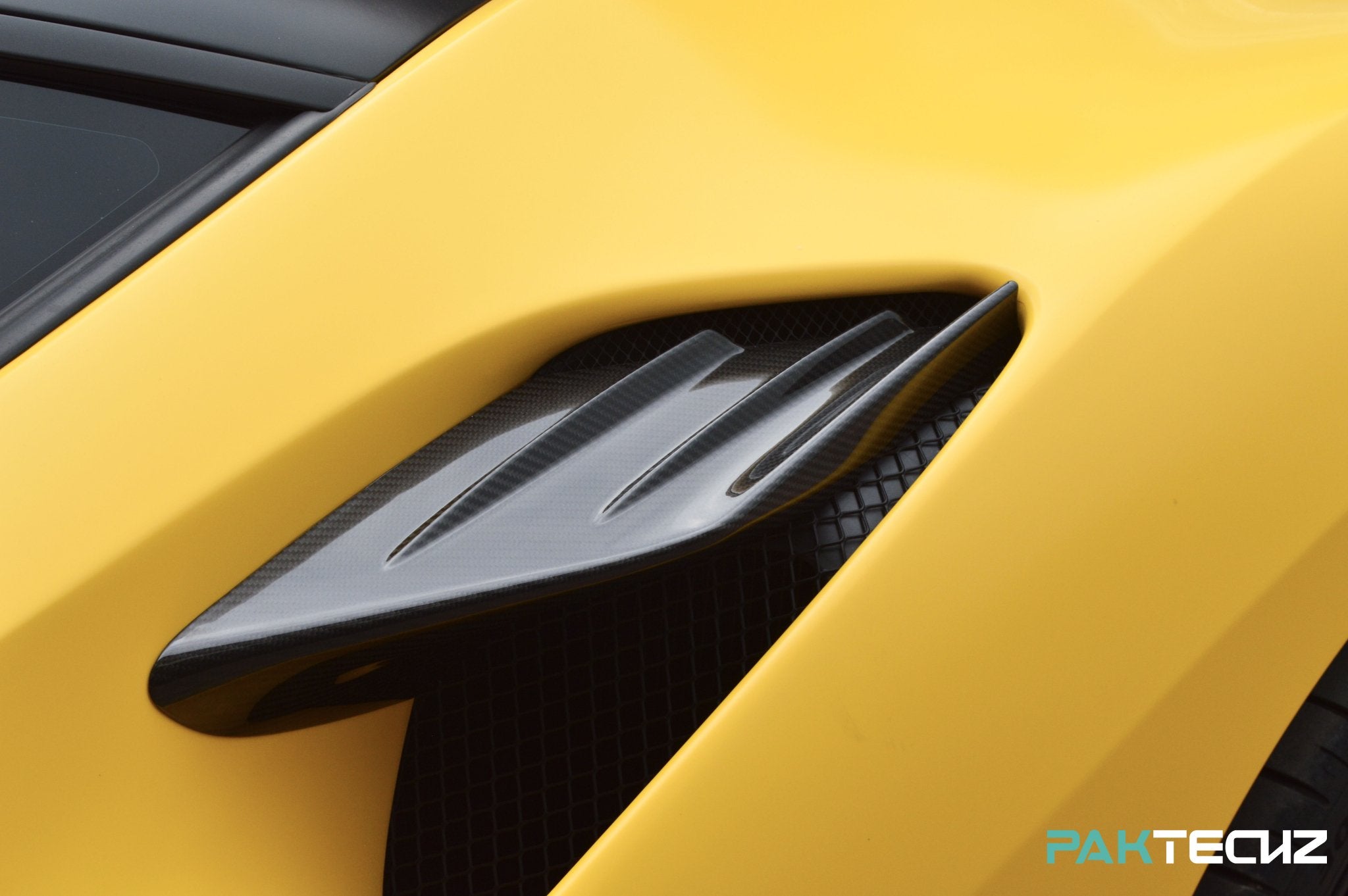 Ferrari F8 Paktechz Full Dry Carbon Aerodynamics kit Aftermarket Carbon Fiber Part / Bodykit - Robot Bodykits
