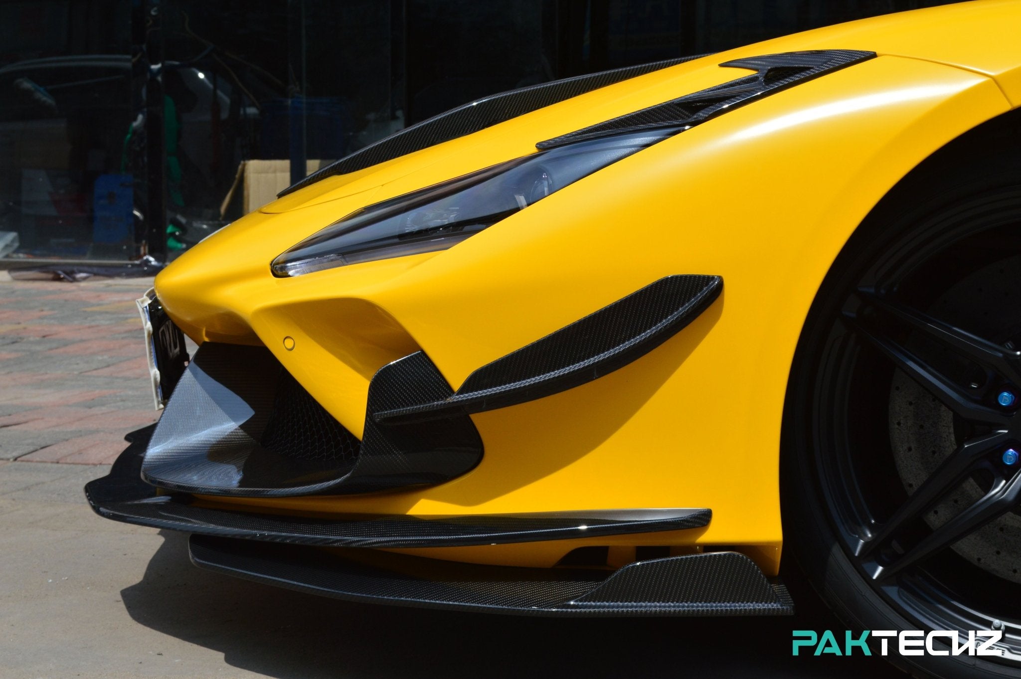 Ferrari F8 Paktechz Full Dry Carbon Aerodynamics kit Aftermarket Carbon Fiber Part / Bodykit - Robot Bodykits