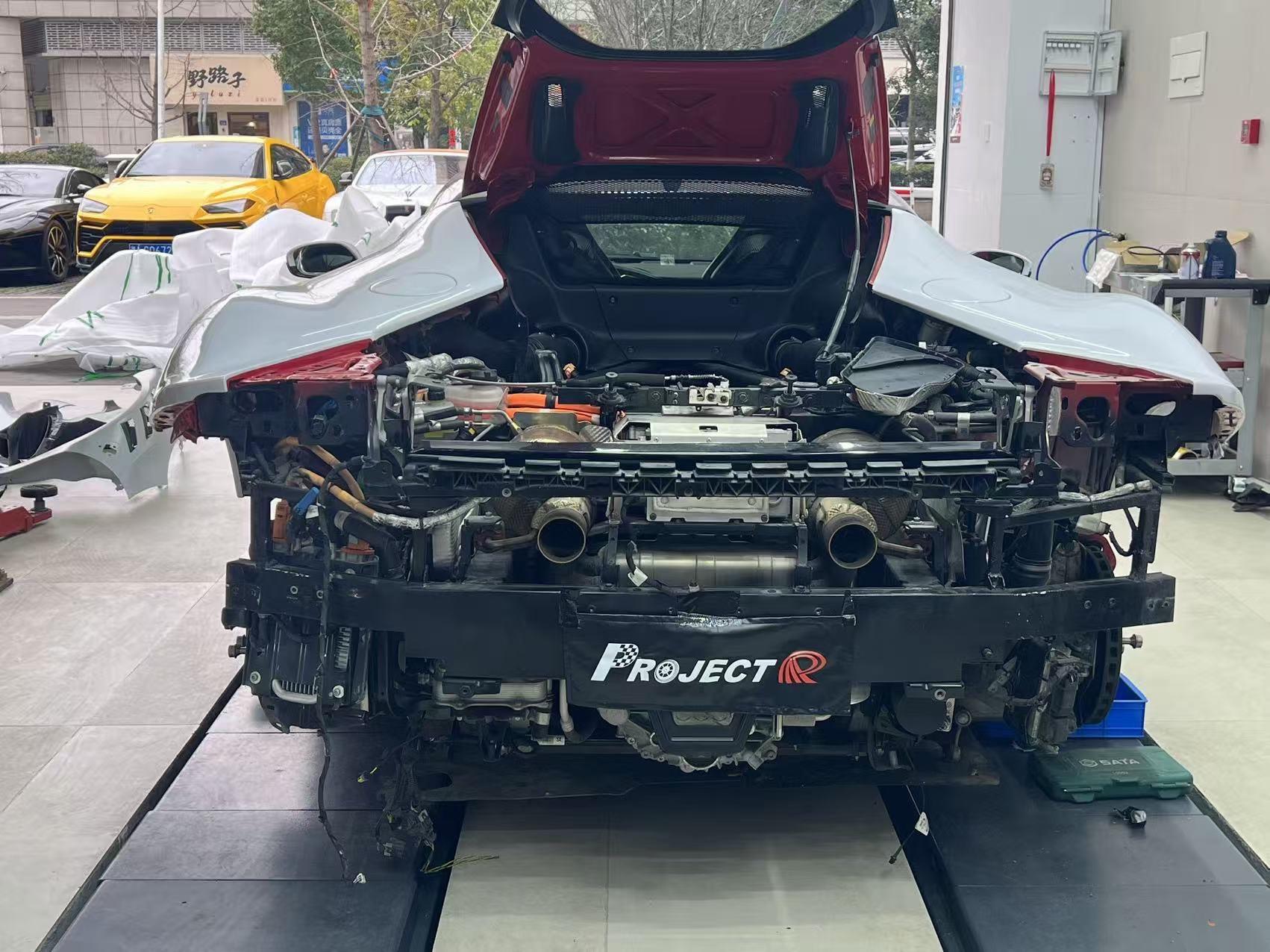 Ferrari SF90XX Style Conversion Kit for SF90 – Complete Prepeg Carbon Body Kit Aftermarket Carbon Fiber Part / Bodykit - Robot Bodykits