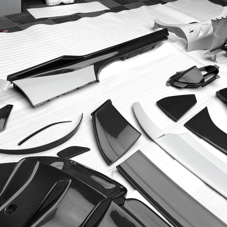 Ferrari SF90XX Style Conversion Kit for SF90 – Complete Prepeg Carbon Body Kit Aftermarket Carbon Fiber Part / Bodykit - Robot Bodykits