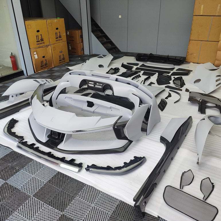 Ferrari SF90XX Style Conversion Kit for SF90 – Complete Prepeg Carbon Body Kit Aftermarket Carbon Fiber Part / Bodykit - Robot Bodykits