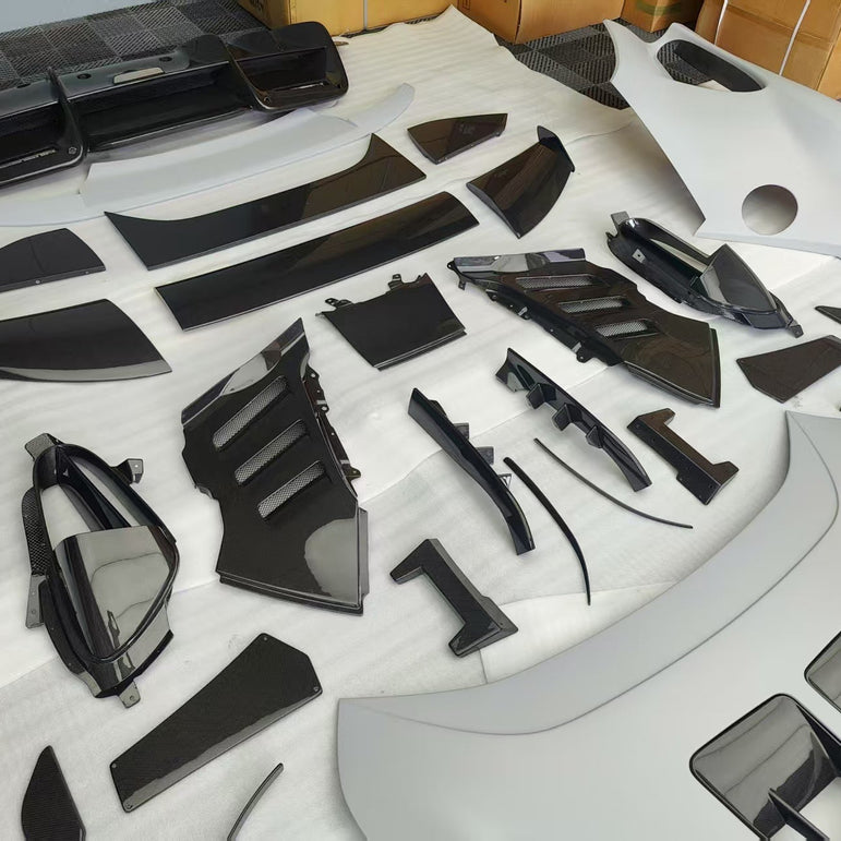 Ferrari SF90XX Style Conversion Kit for SF90 – Complete Prepeg Carbon Body Kit Aftermarket Carbon Fiber Part / Bodykit - Robot Bodykits