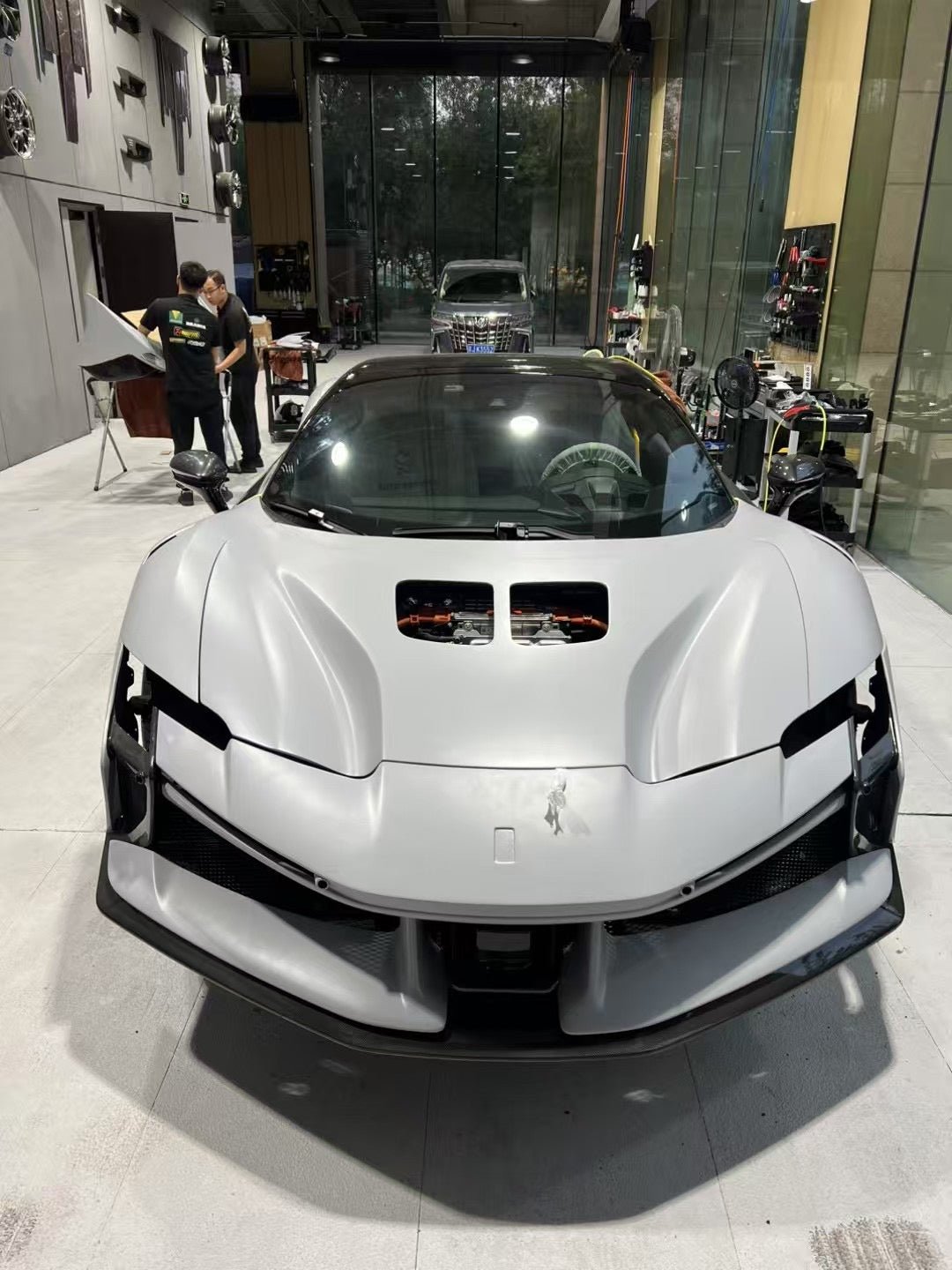 Ferrari SF90XX Style Conversion Kit for SF90 – Complete Prepeg Carbon Body Kit Aftermarket Carbon Fiber Part / Bodykit - Robot Bodykits