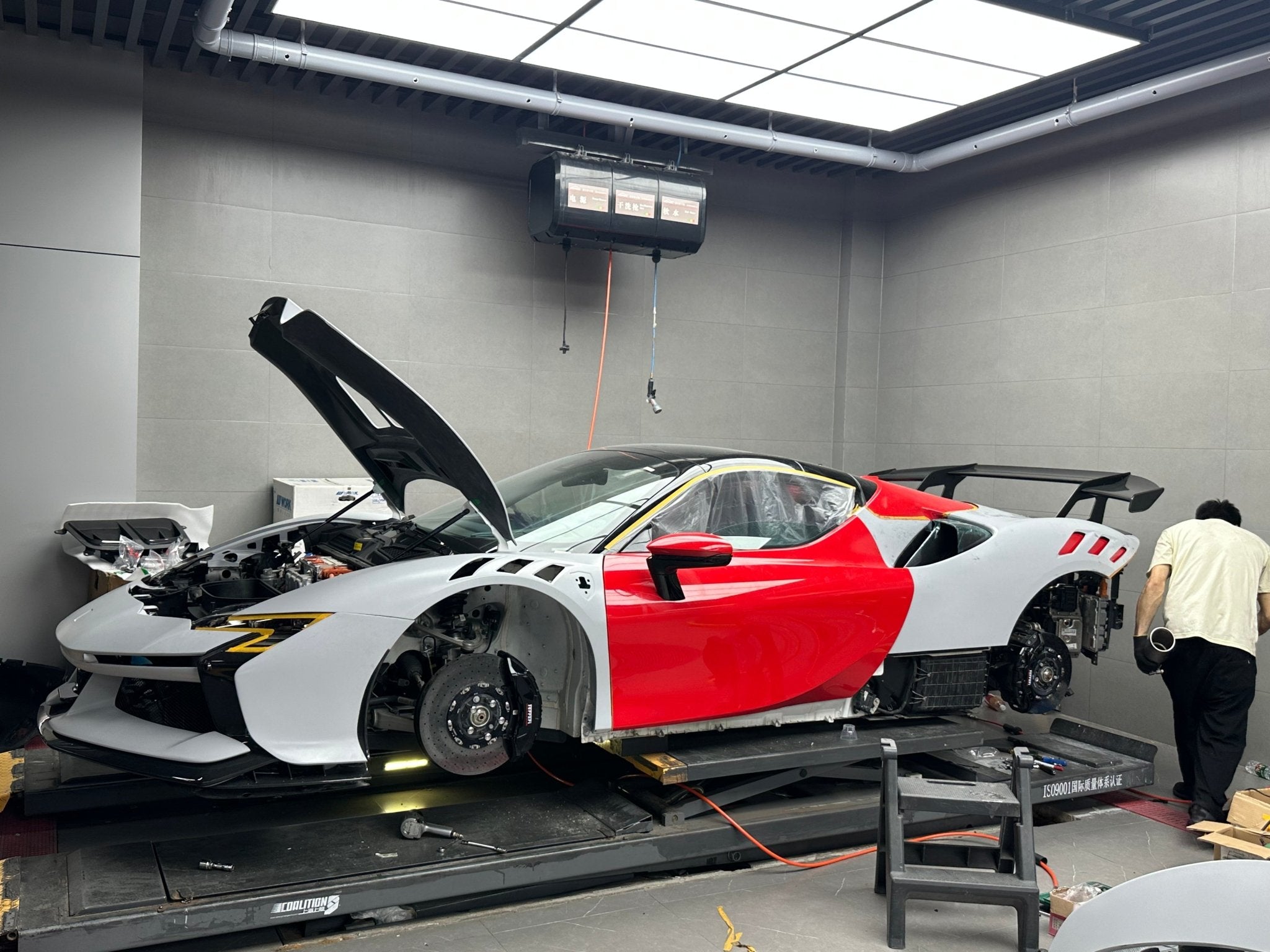Ferrari SF90XX Style Conversion Kit for SF90 – Complete Prepeg Carbon Body Kit Aftermarket Carbon Fiber Part / Bodykit - Robot Bodykits