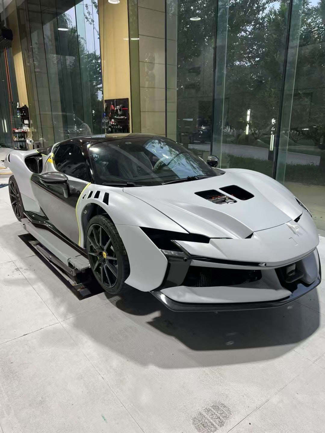 Ferrari SF90XX Style Conversion Kit for SF90 – Complete Prepeg Carbon Body Kit Aftermarket Carbon Fiber Part / Bodykit - Robot Bodykits