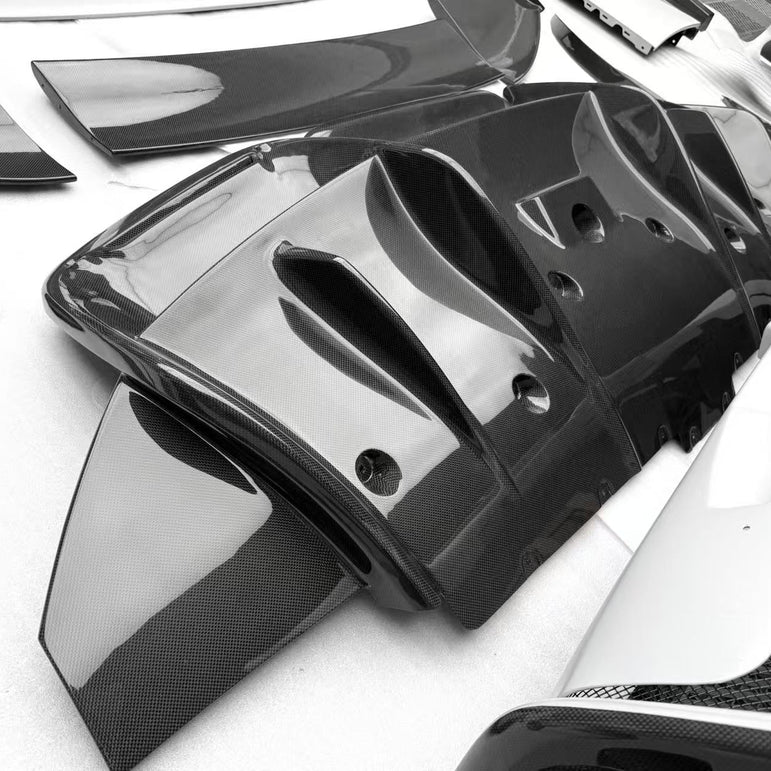 Ferrari SF90XX Style Conversion Kit for SF90 – Complete Prepeg Carbon Body Kit Aftermarket Carbon Fiber Part / Bodykit - Robot Bodykits