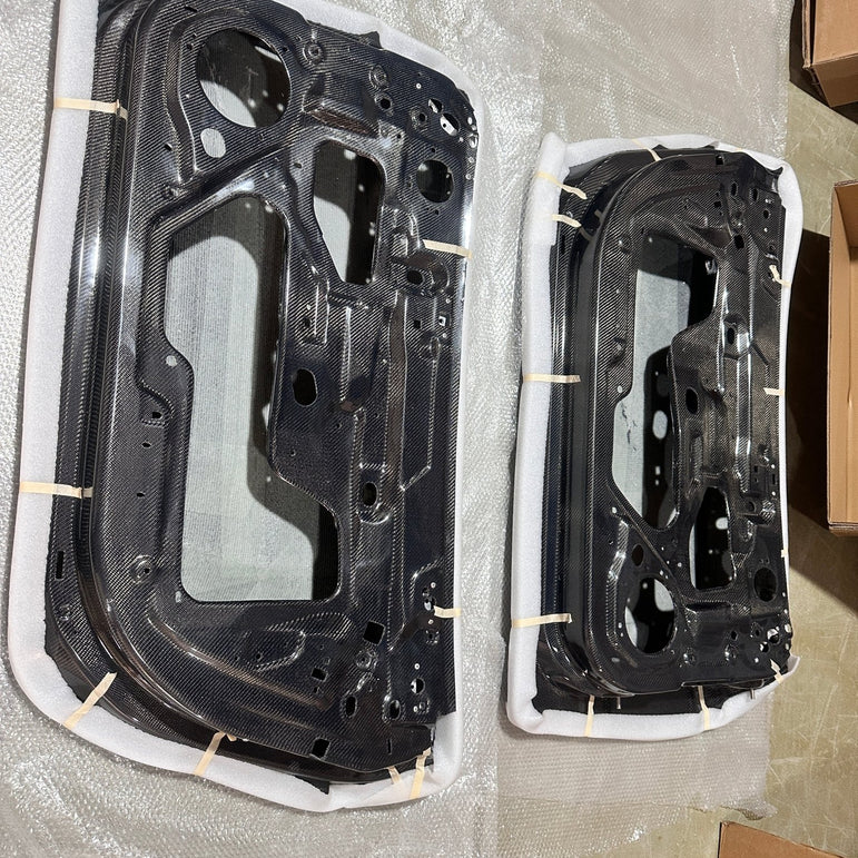 Ford Mustang S550 Mustang FRP / Carbon Fibre Replacement Doors Aftermarket Carbon Fiber Part / Bodykit - Robot Bodykits