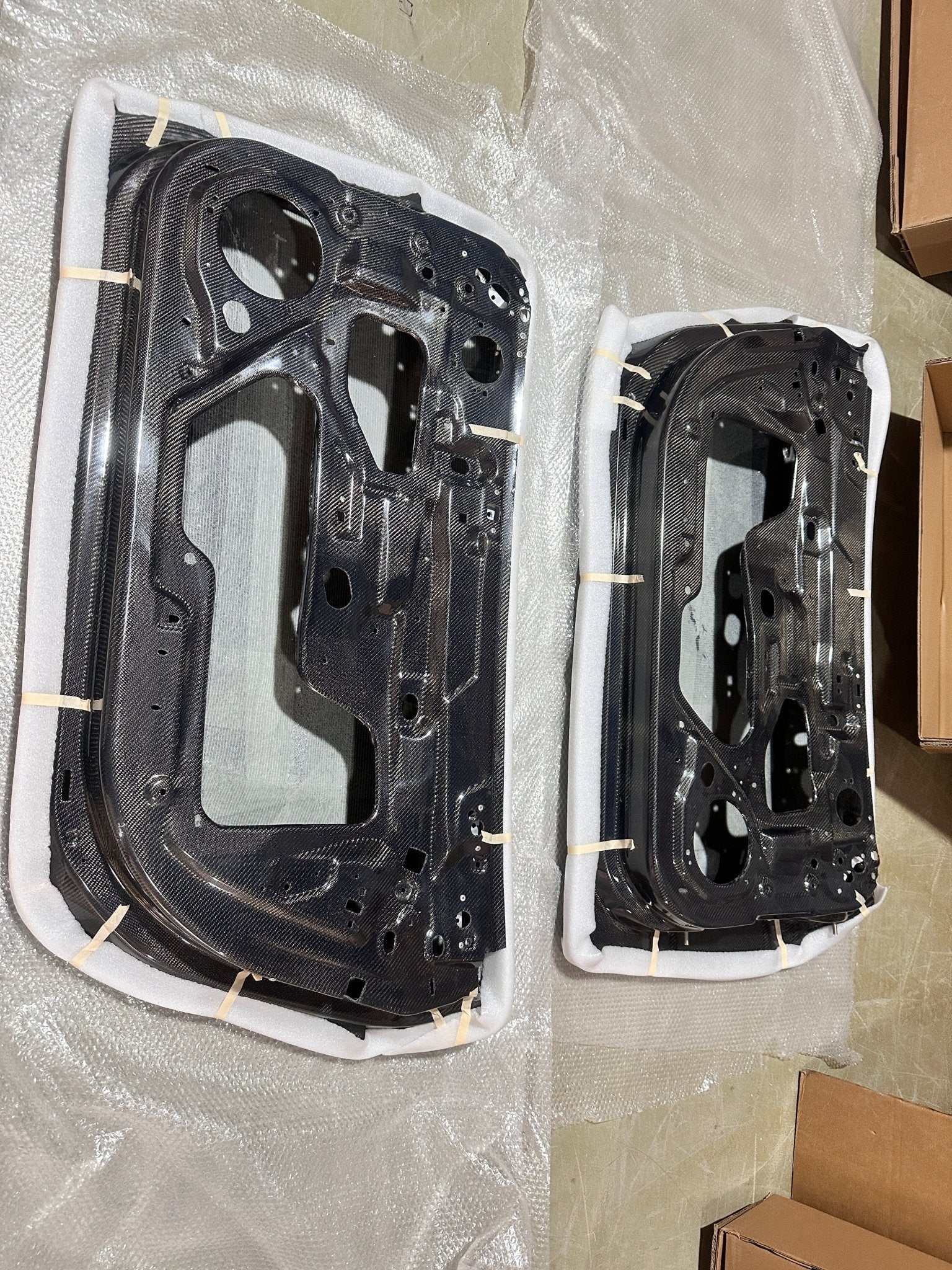Ford Mustang S550 Mustang FRP / Carbon Fibre Replacement Doors Aftermarket Carbon Fiber Part / Bodykit - Robot Bodykits