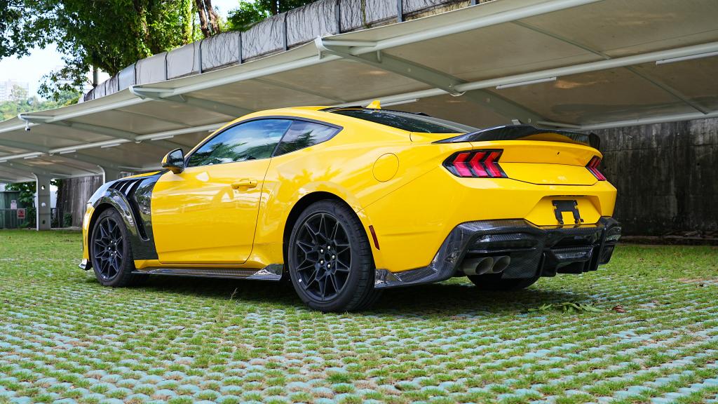 Ford Mustang S650 GT / EcoBoost Full Dry Carbon Fibre Aero Body Kit — Not Compatible with Dark Horse Aftermarket Carbon Fiber Part / Bodykit - Robot Bodykits