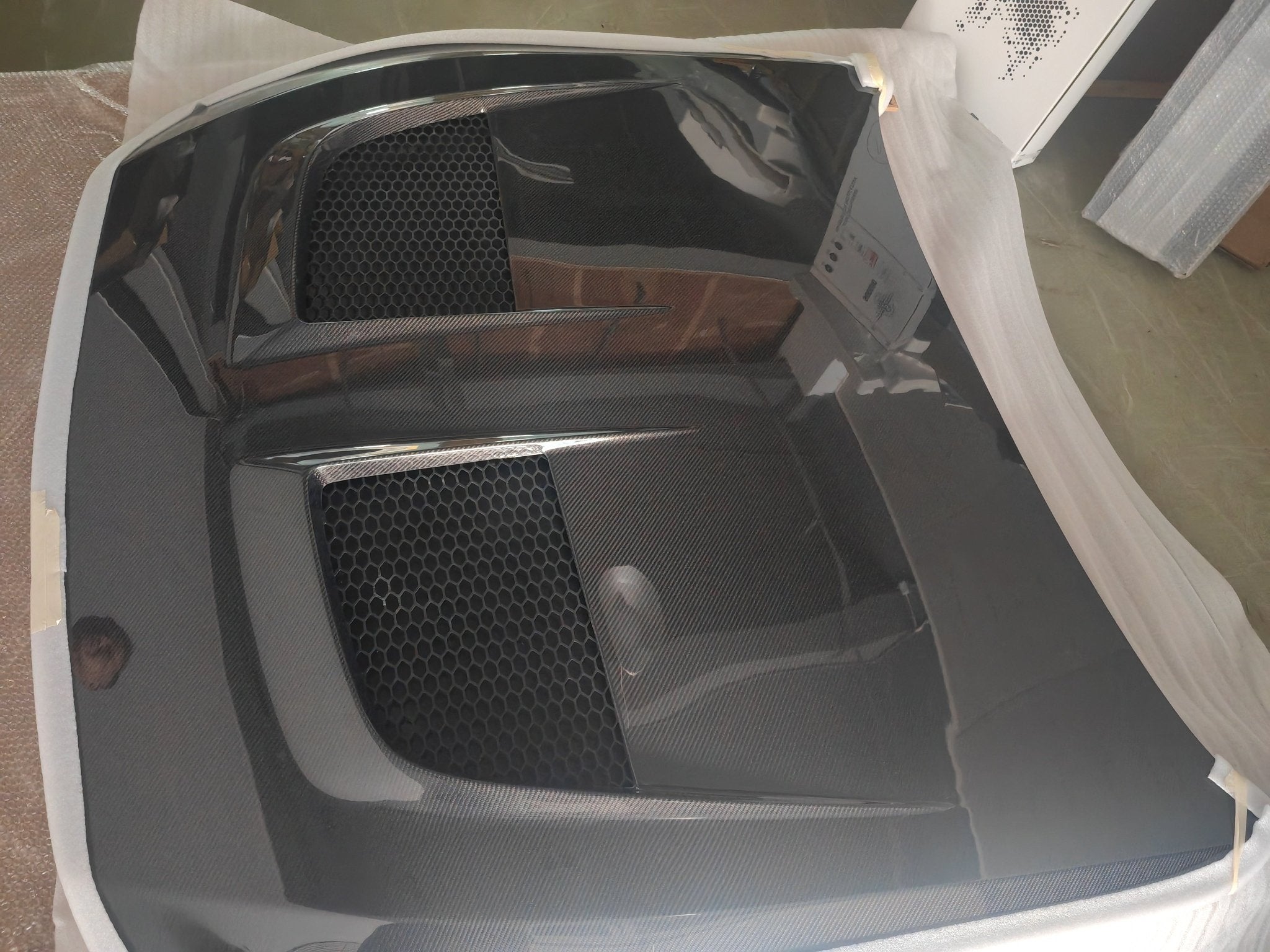 Ford Mustang S650 GT / GT3 Style Bonnet Fits: 2025+ Aftermarket Carbon Fiber Part / Bodykit - Robot Bodykits