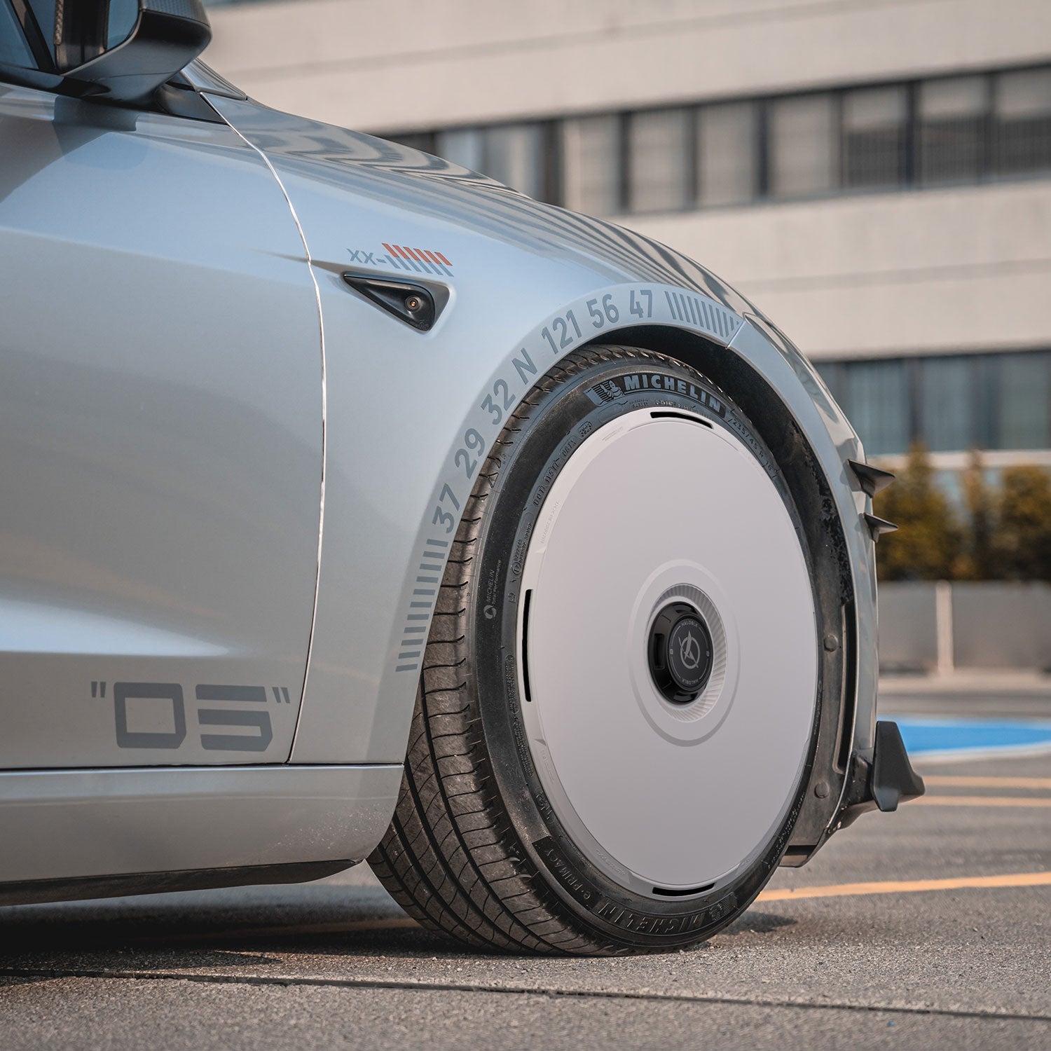 HALODISC 2 Tesla Wheel Covers 丨RTP Aftermarket Carbon Fiber Part / Bodykit - Robot Bodykits
