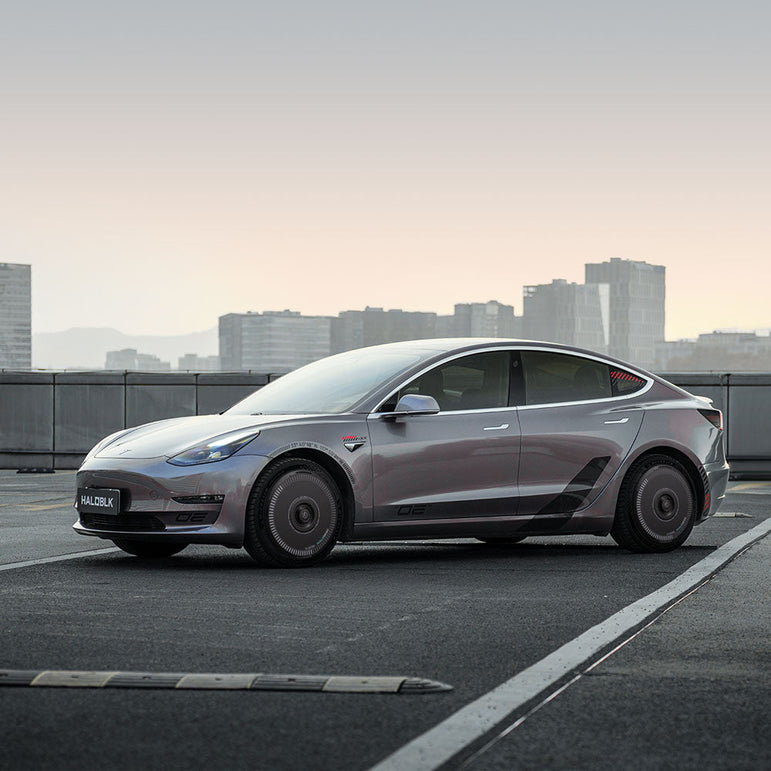 HALODISC 2 Tesla Wheel Covers丨Charging Aftermarket Carbon Fiber Part / Bodykit - Robot Bodykits