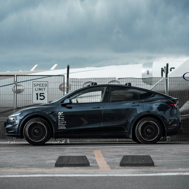 HALODISC 2 Tesla Wheel Covers丨Cyber Track Aftermarket Carbon Fiber Part / Bodykit - Robot Bodykits