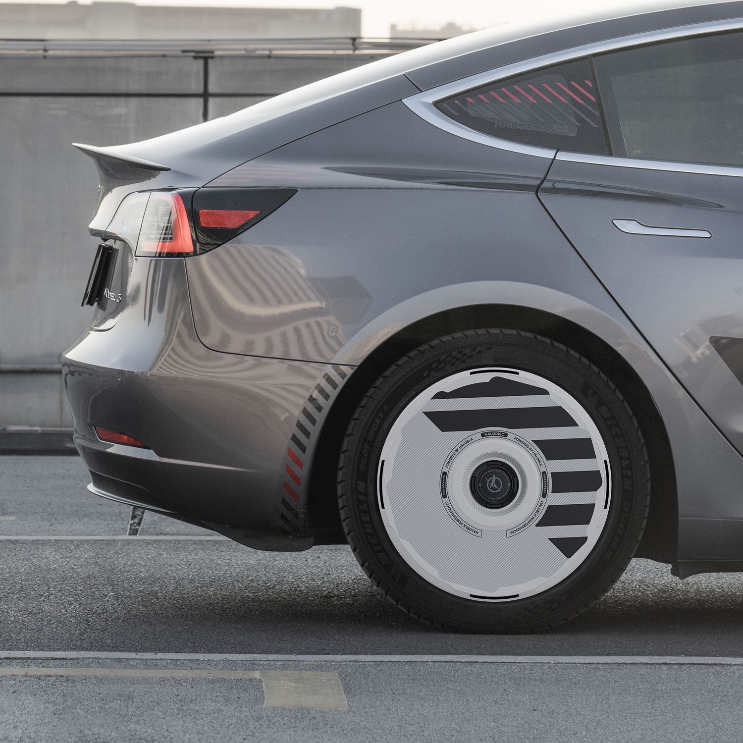 HALODISC 2 Tesla Wheel Covers丨H - Industry Aftermarket Carbon Fiber Part / Bodykit - Robot Bodykits