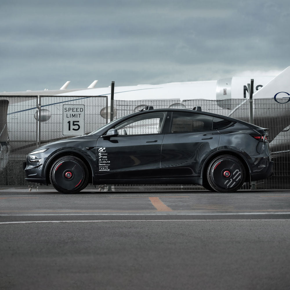 HALODISC 2 Wheel Covers for Tesla | Custom Numbers Series BLACK Aftermarket Carbon Fiber Part / Bodykit - Robot Bodykits