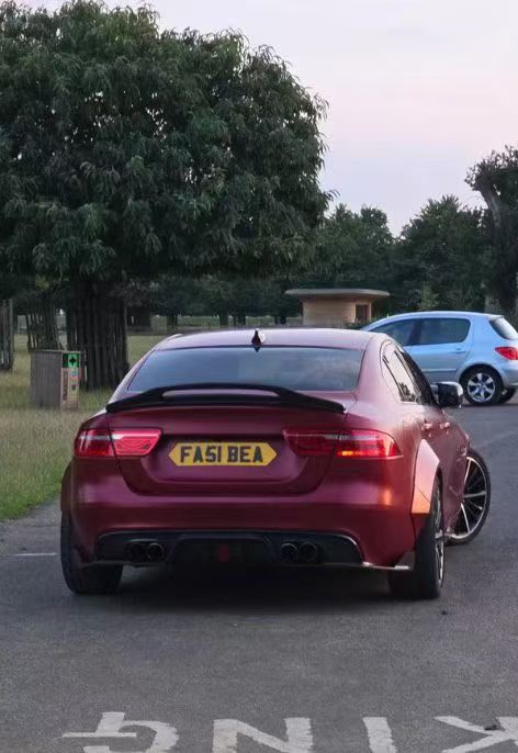 Jaguar XE 2015–2019 FRP Widebody Kit Aftermarket Carbon Fiber Part / Bodykit - Robot Bodykits