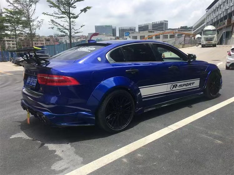 Jaguar XE 2015–2019 FRP Widebody Kit Aftermarket Carbon Fiber Part / Bodykit - Robot Bodykits