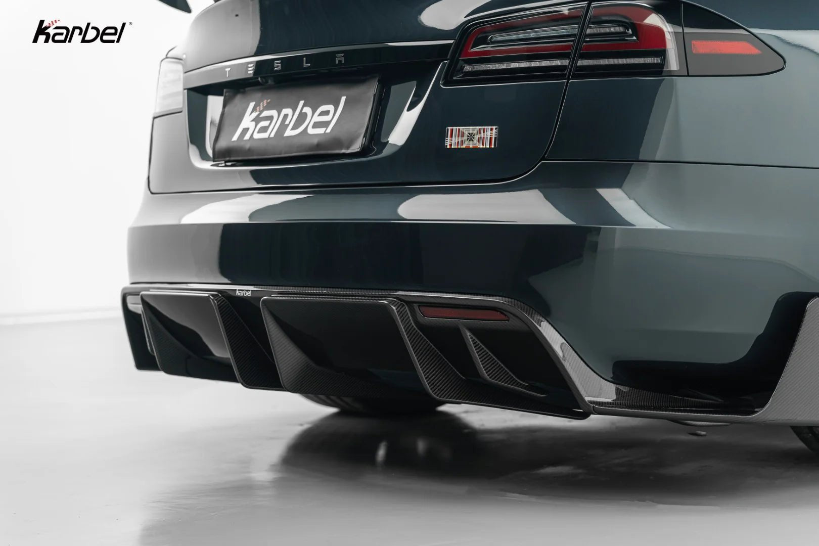Karbel Dry - Carbon (Prepreg) Tesla Model S (3rd Gen) Full Bodykit Aftermarket Carbon Fiber Part / Bodykit - Robot Bodykits