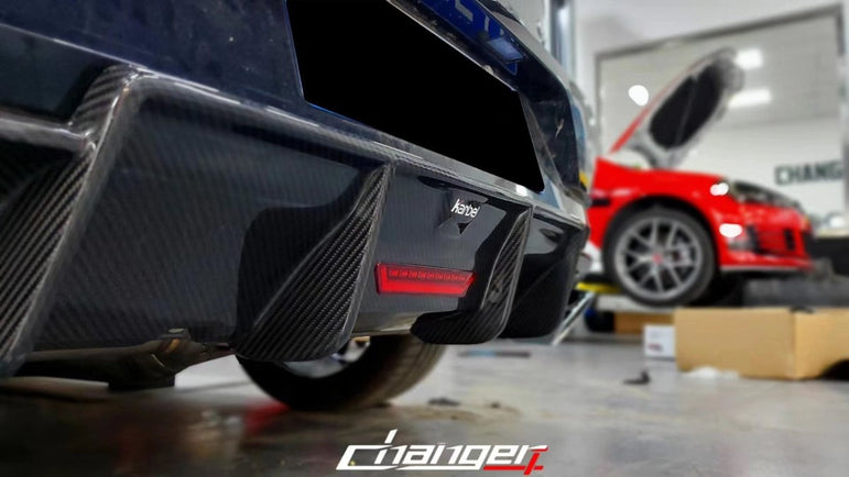KARBEL - Volkswagen Golf GTI Mk7.5 Dry - Carbon Fibre Bodykit Aftermarket Carbon Fiber Part / Bodykit - Robot Bodykits