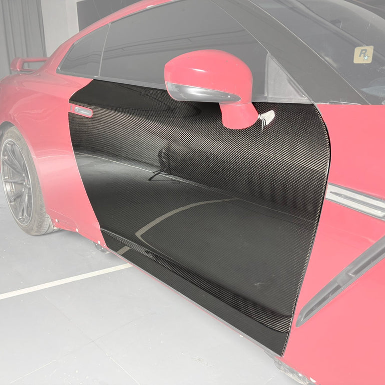Kid Louis Nissan GTR R35 Dry - Carbon Lightweight Replacement Doors (Pair) Aftermarket Carbon Fiber Part / Bodykit - Robot Bodykits