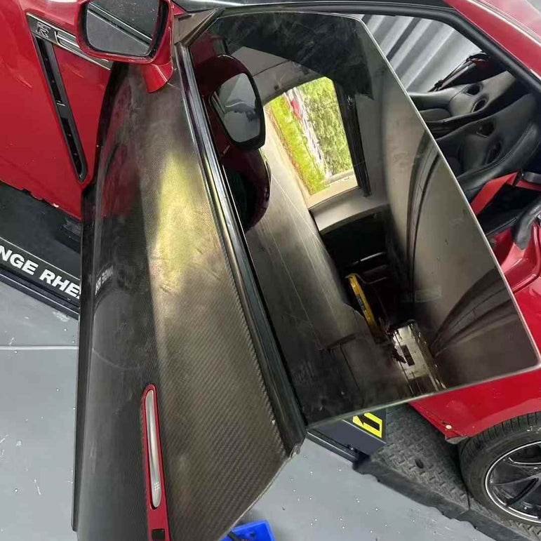 Kid Louis Nissan GTR R35 Dry - Carbon Lightweight Replacement Doors (Pair) Aftermarket Carbon Fiber Part / Bodykit - Robot Bodykits
