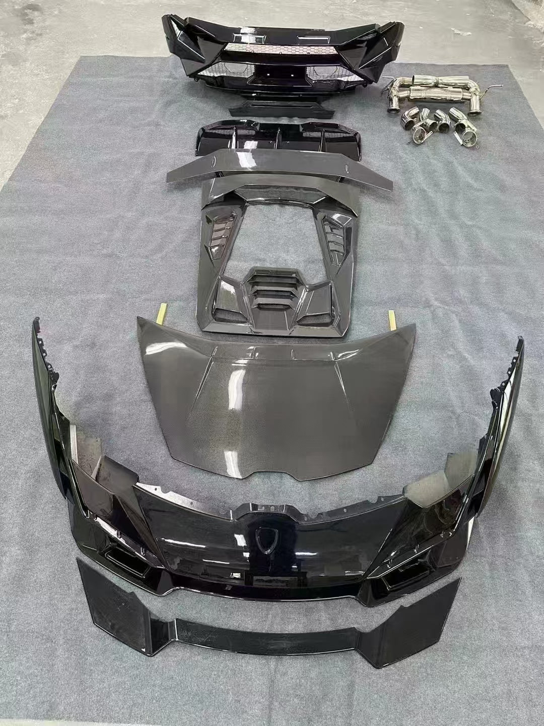 Lamborghini Huracan LP580 / LP610 / EVO → Tecnica Conversion Body Kit (PP Material) Aftermarket Carbon Fiber Part / Bodykit - Robot Bodykits