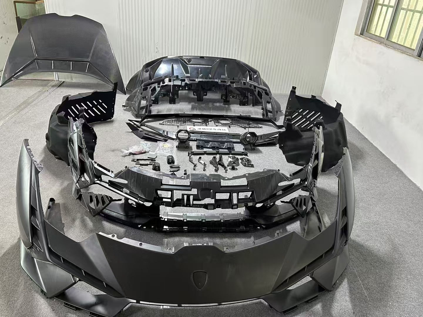 Lamborghini Huracan LP580 / LP610 / EVO → Tecnica Conversion Body Kit (PP Material) Aftermarket Carbon Fiber Part / Bodykit - Robot Bodykits